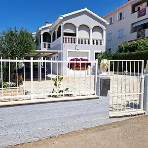 Cosy Near The Guest house Zadar